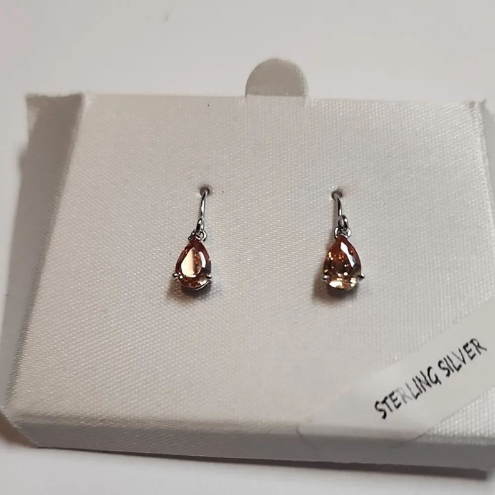 Elegant Sterling Silver 925 Teardrop Earrings